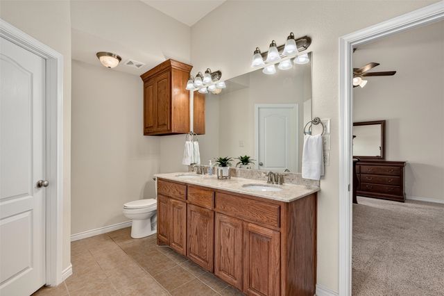 501 Hubbard Circle, Nevada, TX 75173