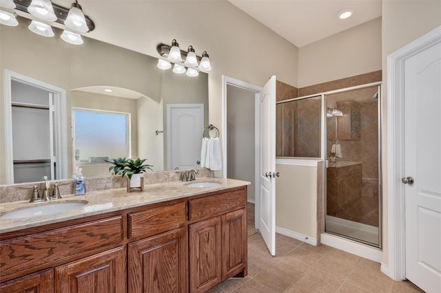 501 Hubbard Circle, Nevada, TX 75173