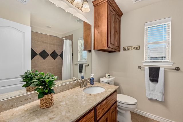 501 Hubbard Circle, Nevada, TX 75173