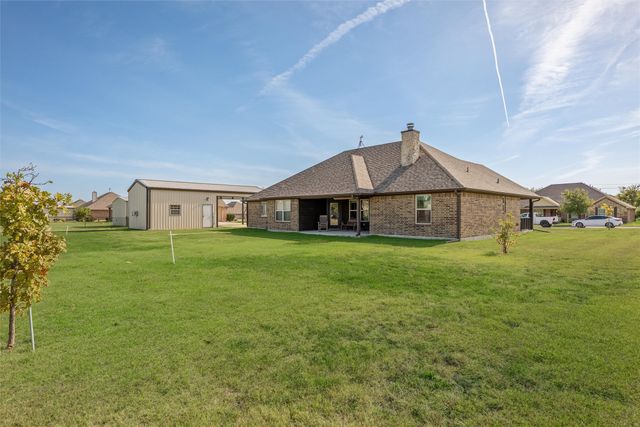 501 Hubbard Circle, Nevada, TX 75173
