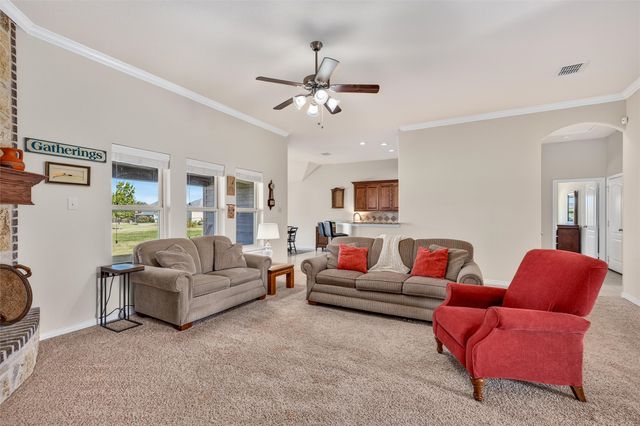 501 Hubbard Circle, Nevada, TX 75173