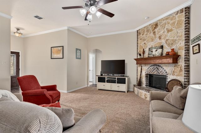 501 Hubbard Circle, Nevada, TX 75173