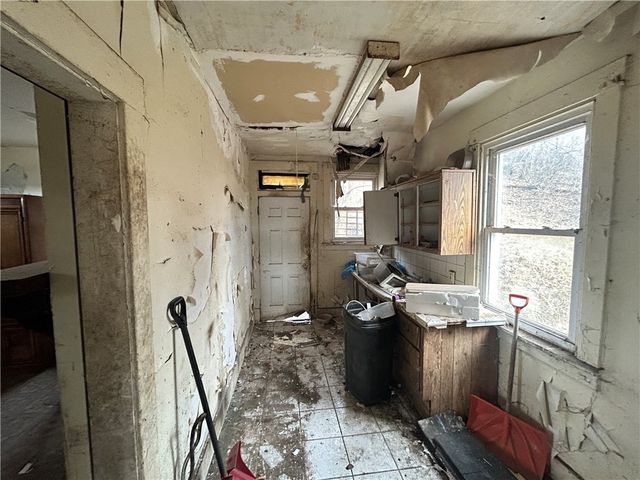 553 Price Ave, Braddock, PA 15104