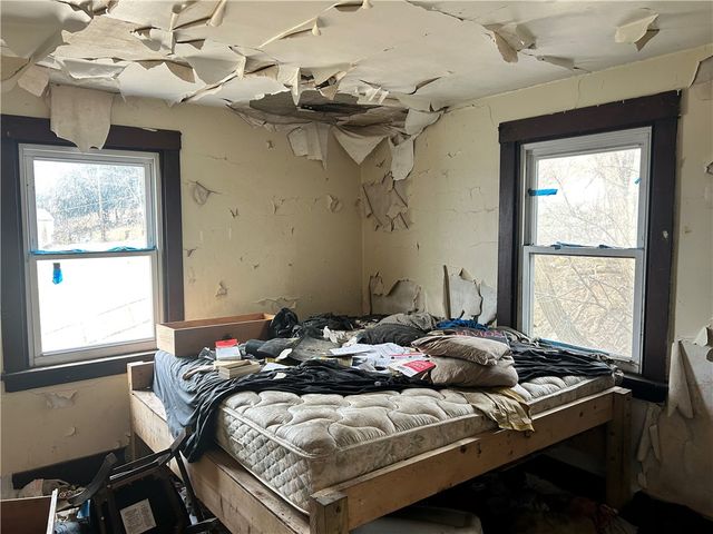 553 Price Ave, Braddock, PA 15104