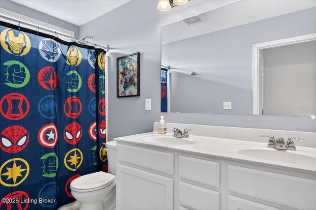 11820 Beacon Ct, Louisville, KY 40299