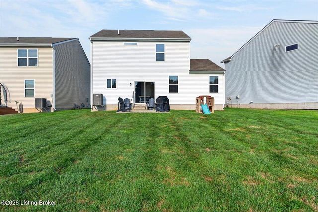 11820 Beacon Ct, Louisville, KY 40299