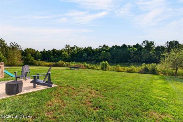 11820 Beacon Ct, Louisville, KY 40299