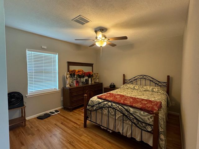 22047 E Hammond Drive, Porter, TX 77365