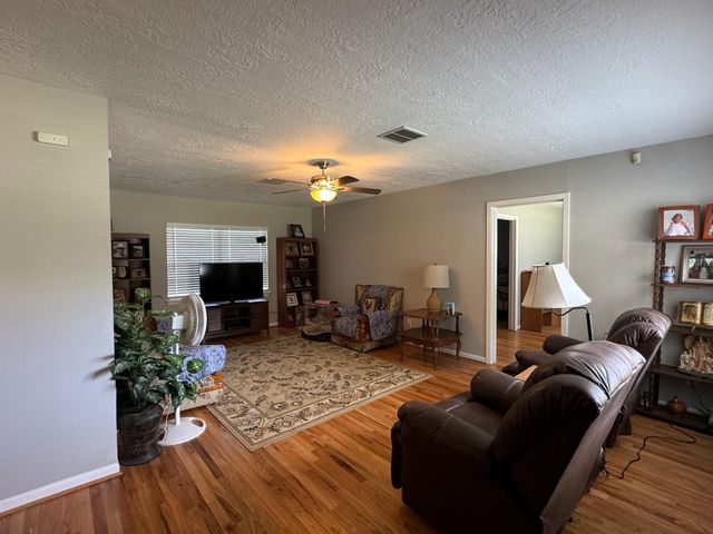 22047 E Hammond Drive, Porter, TX 77365