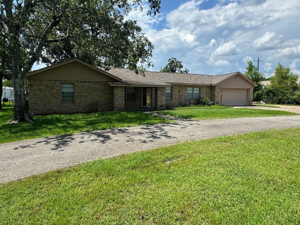 22047 E Hammond Drive, Porter, TX 77365