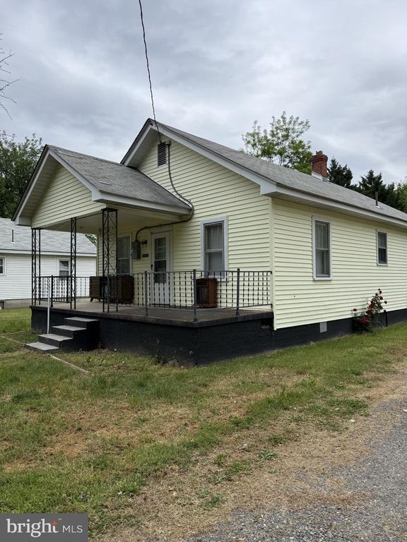 5497 ROSEDALE DR, King George, VA 22485