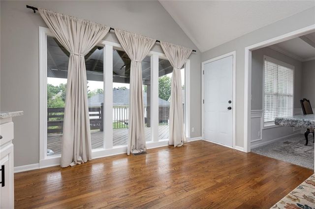 9918 N Highland Place, Kansas City, MO 64155