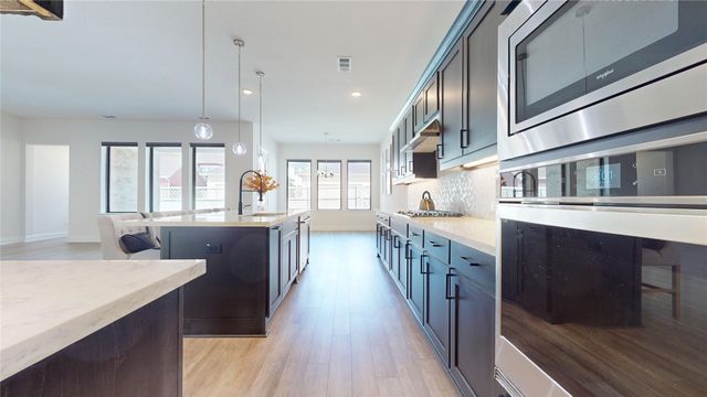 2704 Little Wonder Lane, Northlake, TX 76247