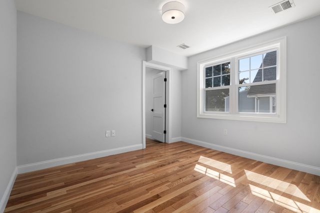 15 Foster Street 15B, Arlington, MA 02474
