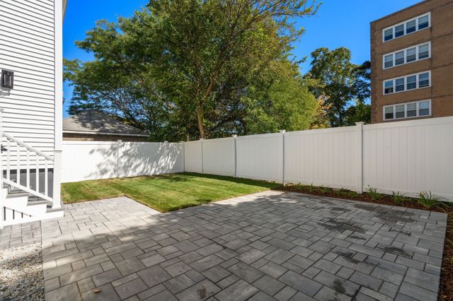 15 Foster Street 15B, Arlington, MA 02474
