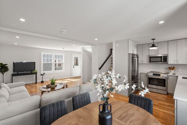 15 Foster Street 15B, Arlington, MA 02474