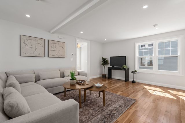 15 Foster Street 15B, Arlington, MA 02474