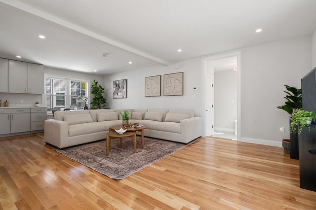 15 Foster Street 15B, Arlington, MA 02474