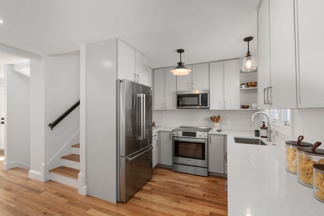 15 Foster Street 15B, Arlington, MA 02474