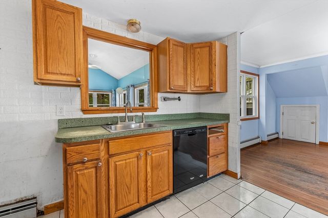 137 Eleanor Dr, Braintree, MA 02184