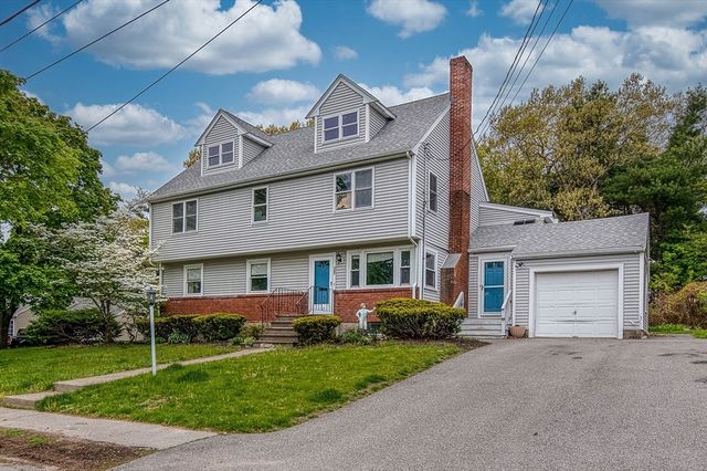 137 Eleanor Dr, Braintree, MA 02184