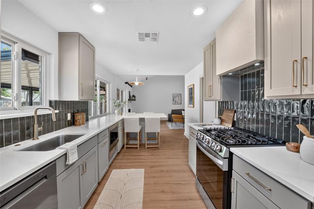 13005 Powderhorn ST, Austin, TX 78727
