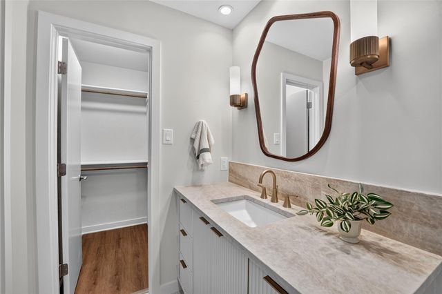 13005 Powderhorn ST, Austin, TX 78727