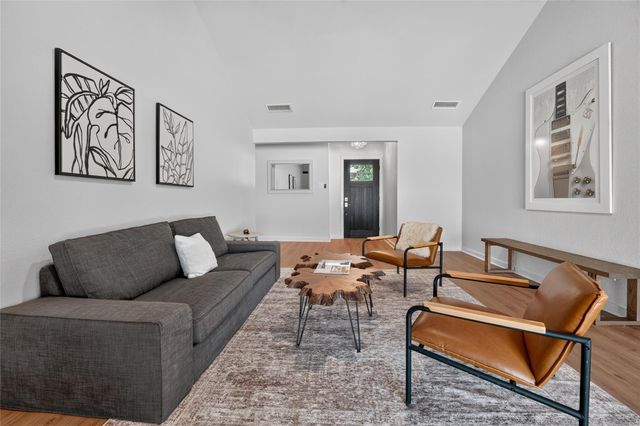 13005 Powderhorn ST, Austin, TX 78727