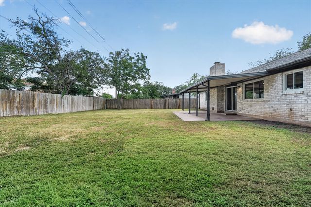 13005 Powderhorn ST, Austin, TX 78727