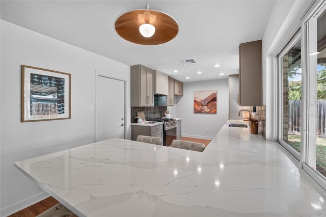 13005 Powderhorn ST, Austin, TX 78727