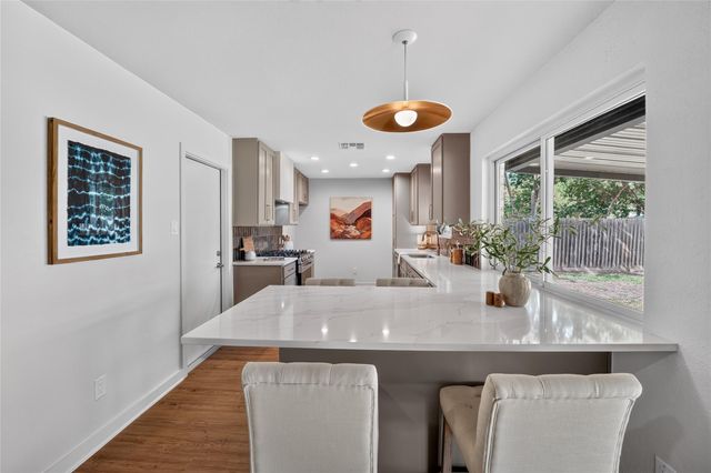 13005 Powderhorn ST, Austin, TX 78727