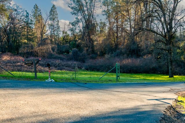 5220 Bucks Bar Rd, Placerville, CA 95667