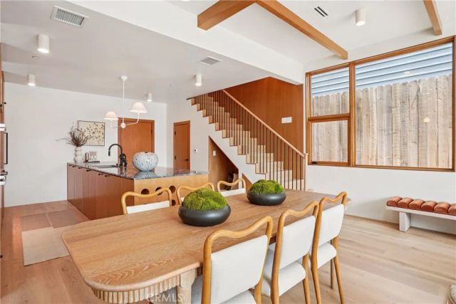 647 Navy Street, Santa Monica, CA 90405