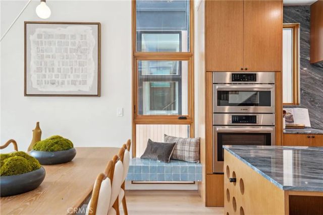 647 Navy Street, Santa Monica, CA 90405