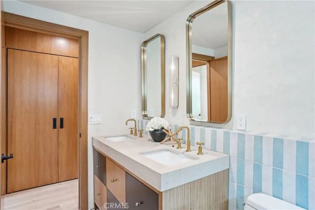 647 Navy Street, Santa Monica, CA 90405