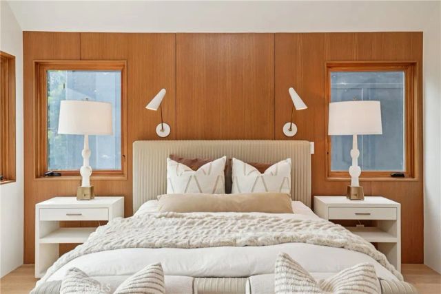 647 Navy Street, Santa Monica, CA 90405