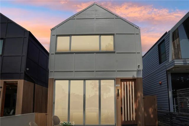 647 Navy Street, Santa Monica, CA 90405