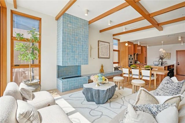 647 Navy Street, Santa Monica, CA 90405