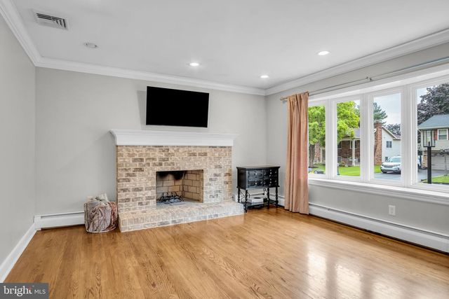 458 LEEARDEN RD, Hershey, PA 17033