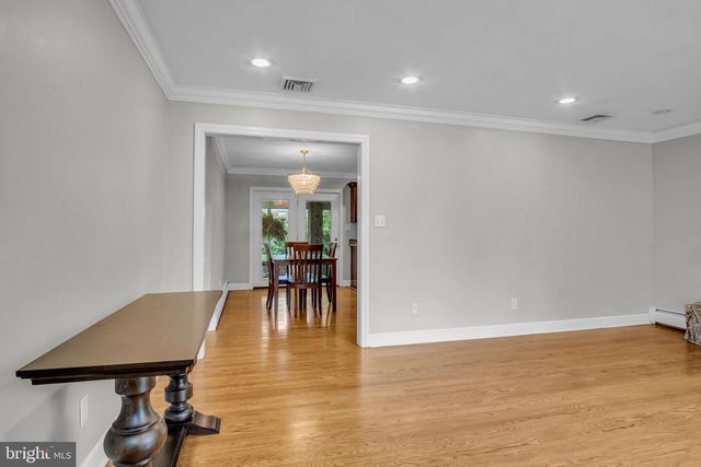 458 LEEARDEN RD, Hershey, PA 17033