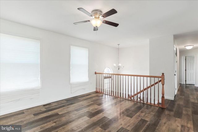 82 BISHOP AVE, Inwood, WV 25428