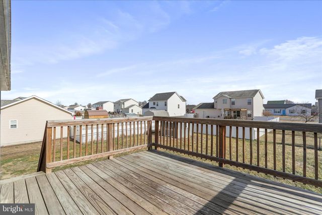 82 BISHOP AVE, Inwood, WV 25428