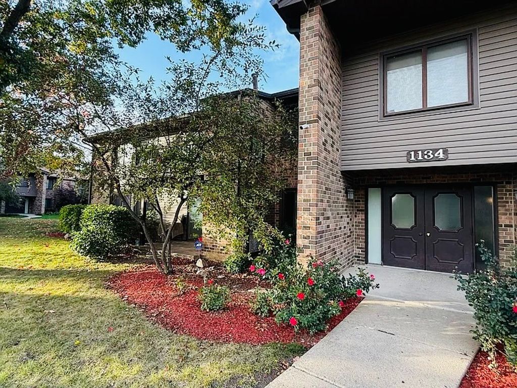1134 E Randville Drive 1I, Palatine, IL 60074 — exterior