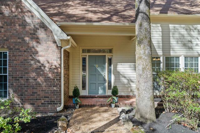 8150 PLANTERS GROVE CV, Cordova, TN 38018