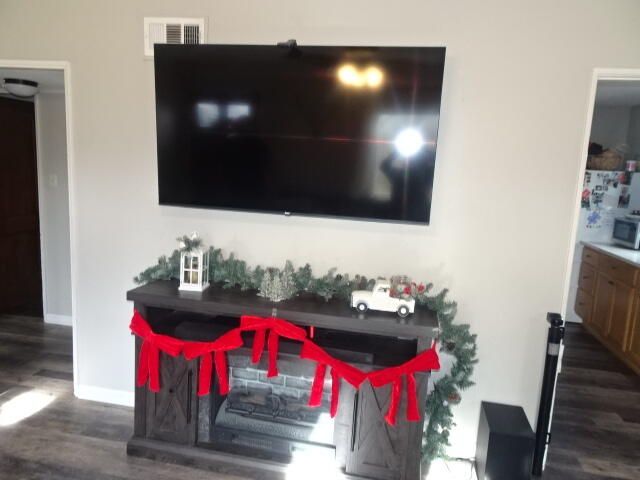 1001 E Chicago Street, Valparaiso, IN 46383