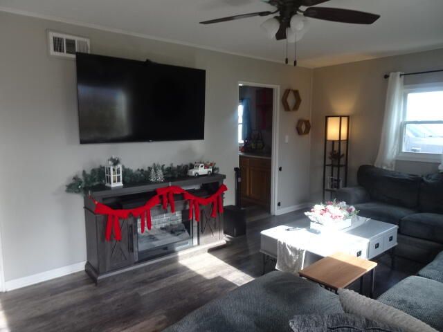 1001 E Chicago Street, Valparaiso, IN 46383