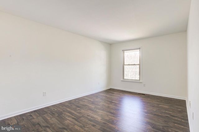 2318 MALRAUX DR, Vienna, VA 22182