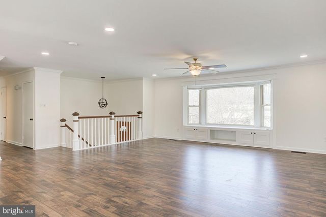 2318 MALRAUX DR, Vienna, VA 22182