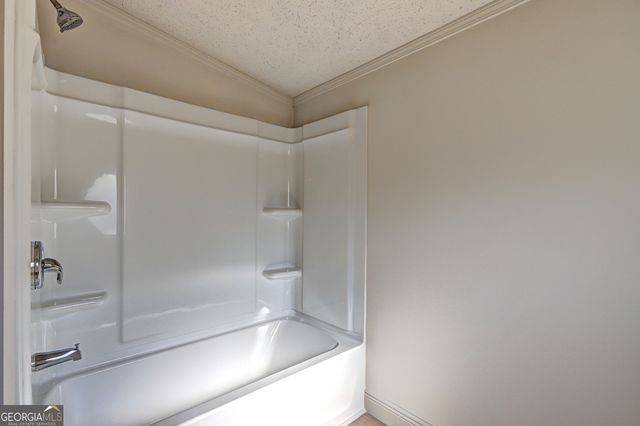 144 Skyland Drive E, Locust Grove, GA 30248