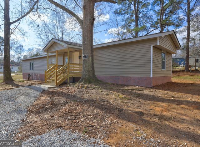 144 Skyland Drive E, Locust Grove, GA 30248